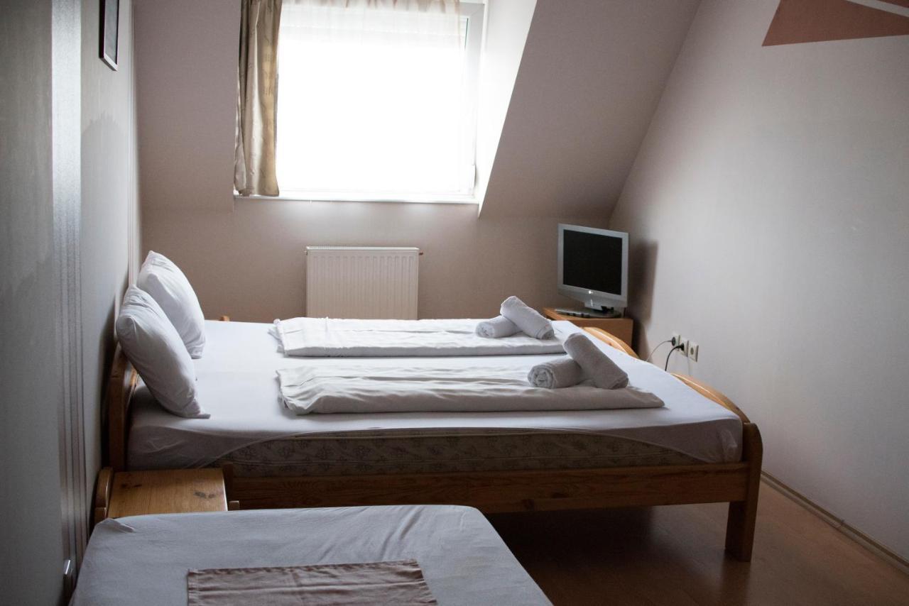 מלון Sárvár Wolf Apartman101, Wolf Apartman 102 מראה חיצוני תמונה